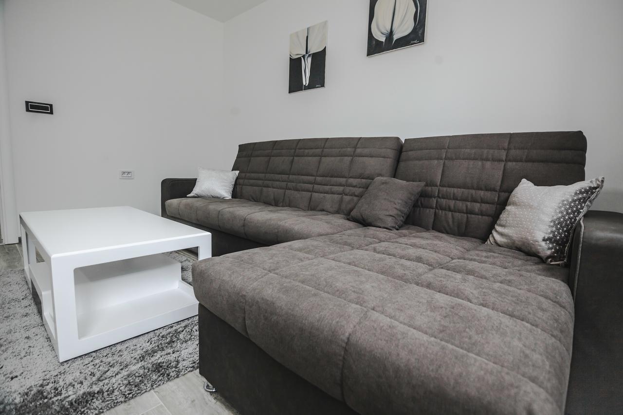 Kristal Apartmani Аранджеловац Екстериор снимка