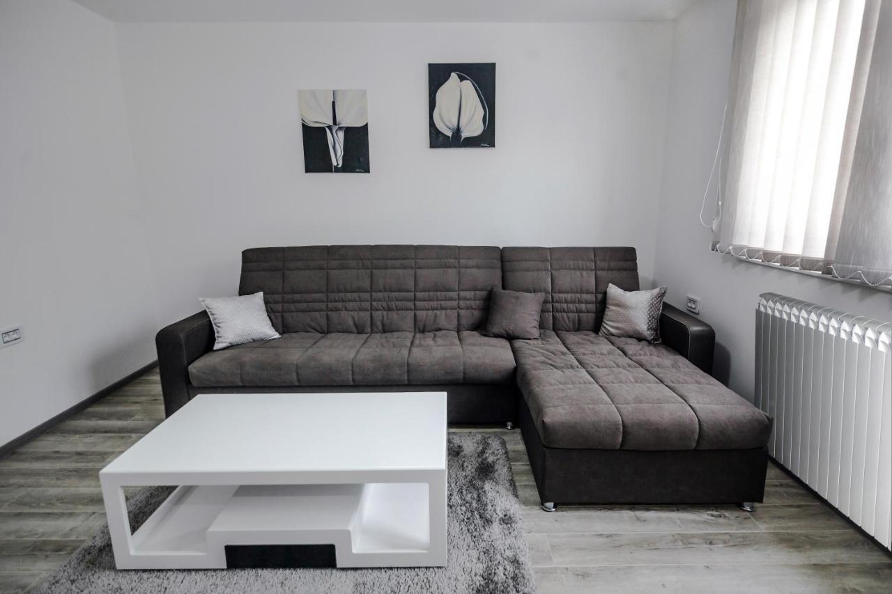 Kristal Apartmani Аранджеловац Екстериор снимка